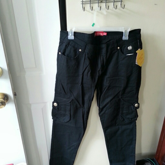 Ladies Applebottoms Black Cargo Jeans