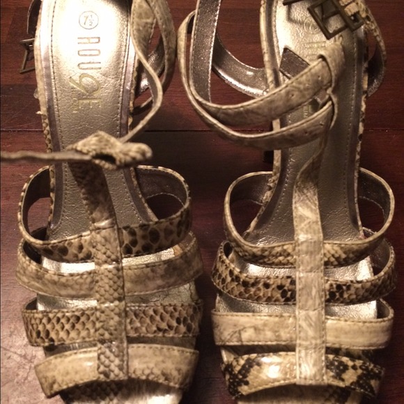 Rogue Heels - Picture 2 of 4