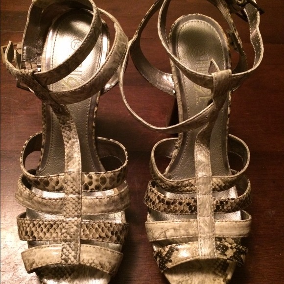 Rogue Heels - Picture 3 of 4