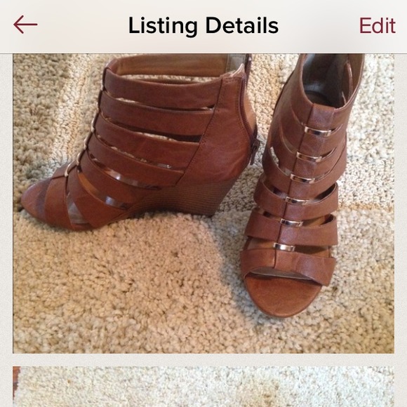 💟Reduced💟wedge sandals