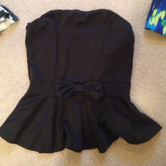 Small size tube top with bow