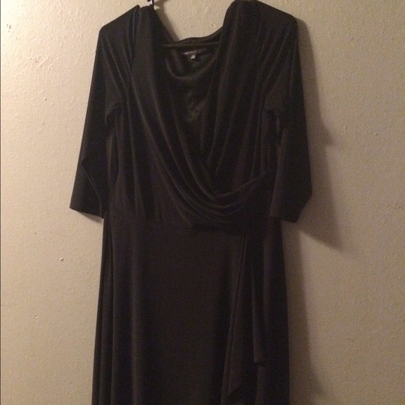 Jones Wear Dress
