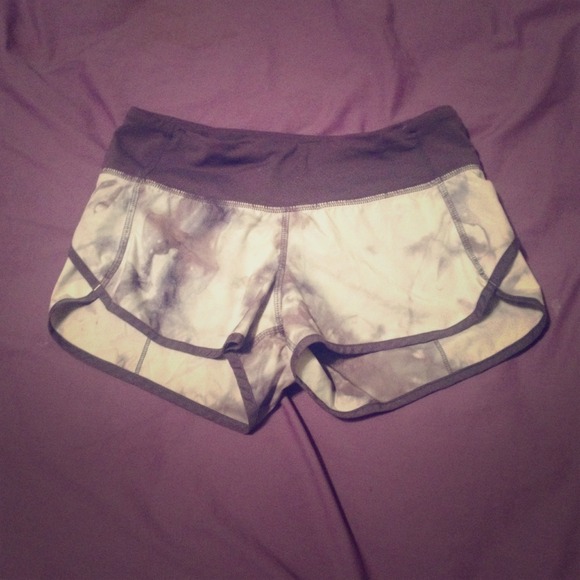 Lululemon Speed shorts size 2