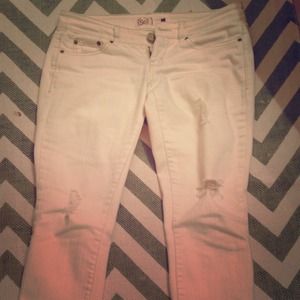 Distressed White Skinny Jeans