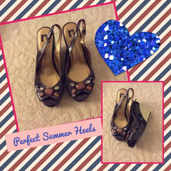 Report Shoes - ‼️ CLEARANCE ‼️ NWOT brown wedges