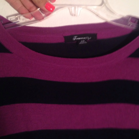 Striped sweater - Picture 3 of 3