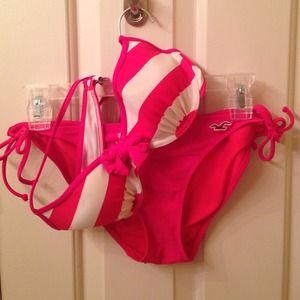 Hollister bathing suit