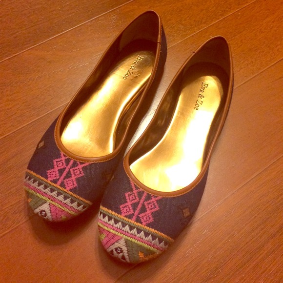 Tribal print flats