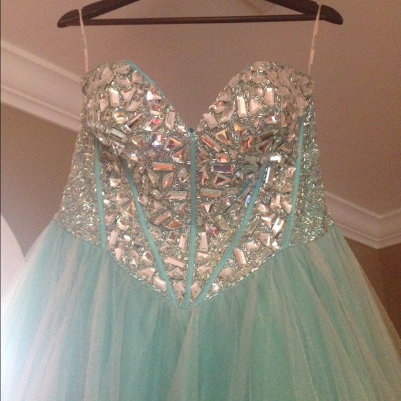 Sherri Hill Homecoming/Pageant/Prom Dress - Picture 2 of 4