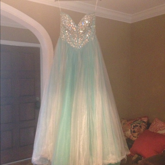 Sherri Hill Homecoming/Pageant/Prom Dress - Picture 3 of 4