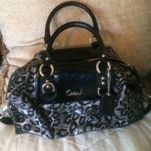 FLASH SALE!!🌟Coach Ocelot medium Ashley satchel