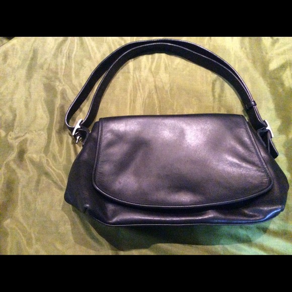 Coach Black Leather Purse $70 Crossbody