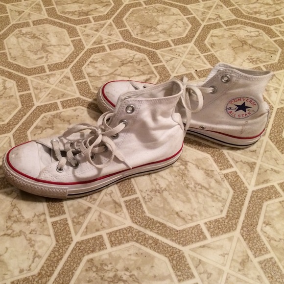 *SOLD*White High Top Converse - Picture 2 of 3