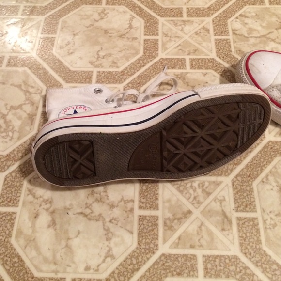 *SOLD*White High Top Converse - Picture 3 of 3