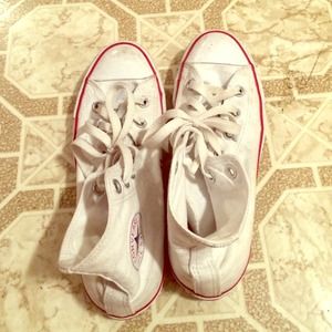 *SOLD*White High Top Converse