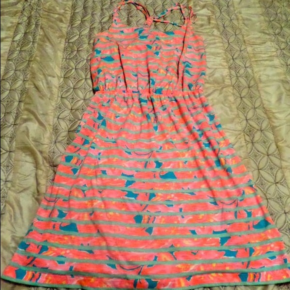 Sold in Bundle - Picture 2 of 4