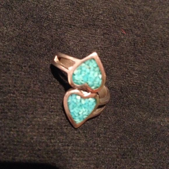 .925 sterling CRUSHED TURQUOISE HEART RING SZ 5.75 - Picture 2 of 3