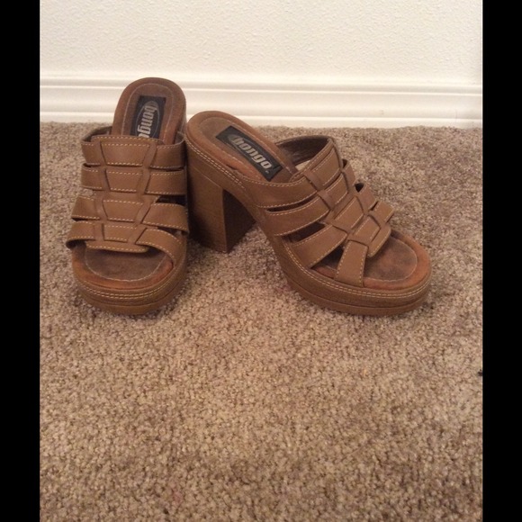 Bongo wedges, size 6