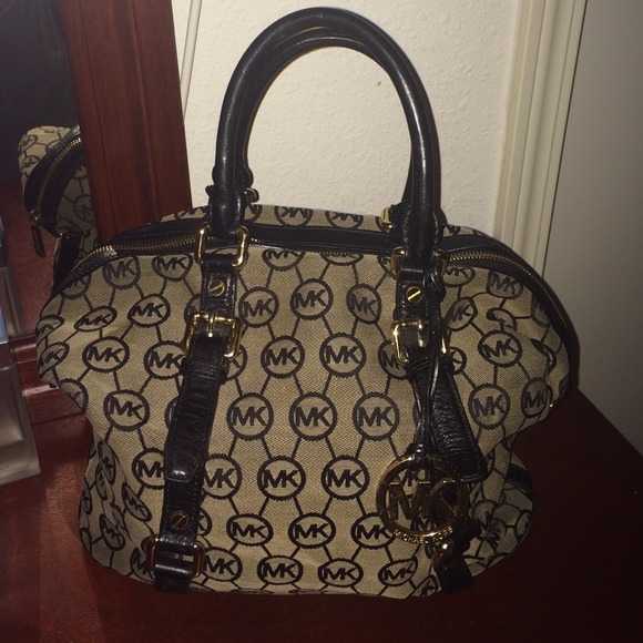 Michael kors bag