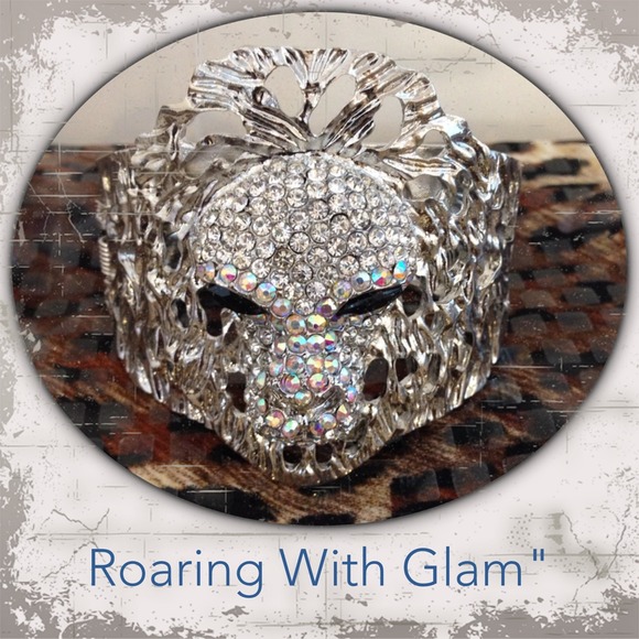Lion skull cuff bracelet for closet glam