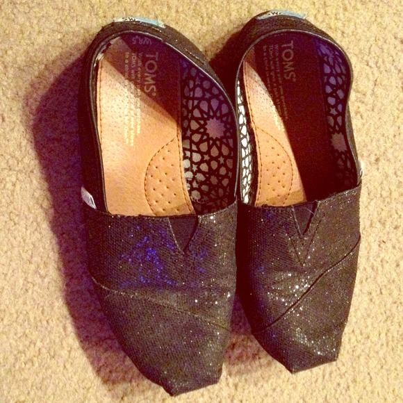 Toms sparkle shoes. Both pink and black pair