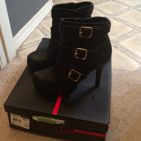 Ankle boots by Sofia Vergara