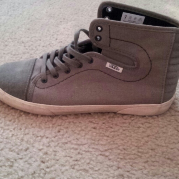 Vans - Picture 3 of 3