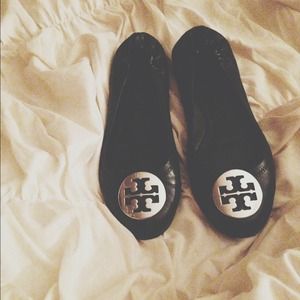 Tory Burch - black flats