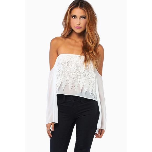 Tops - Crochet off the Shoulder Top
