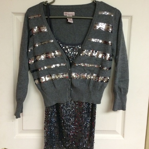 Glimmer Tops - Gray Sweater Set