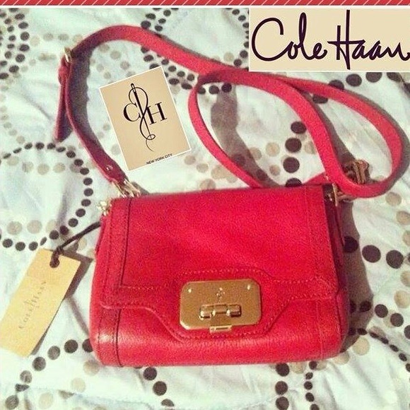 🌹 Cole Haan Cross Body Bag 🌹