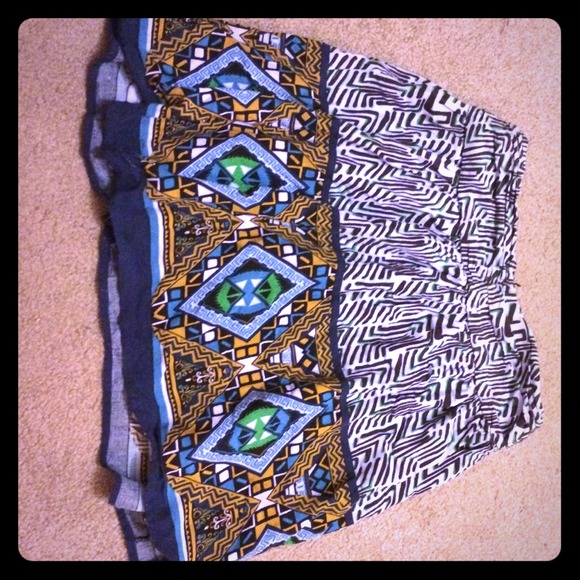 Forever 21 High Waisted Flowy Tribal Skirt
