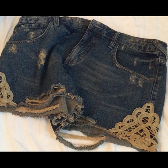 FREE PEOPLE crochet denim shorts - Picture 1 of 3