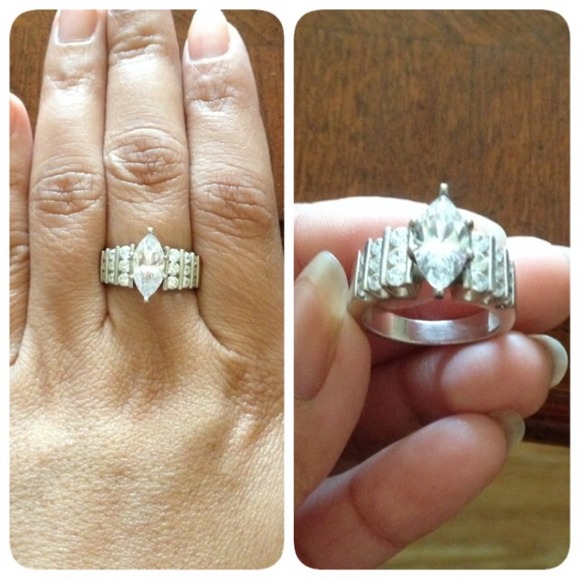 Ring - Picture 1 of 1