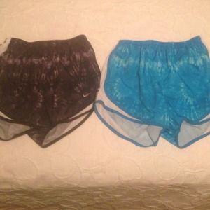 Set of 2 nike shorts medium
