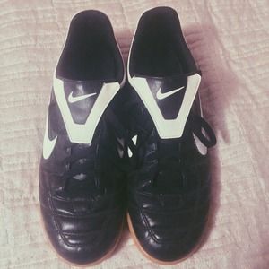 NWOT Nike Tempo Soccer Shoes 👟⚽️