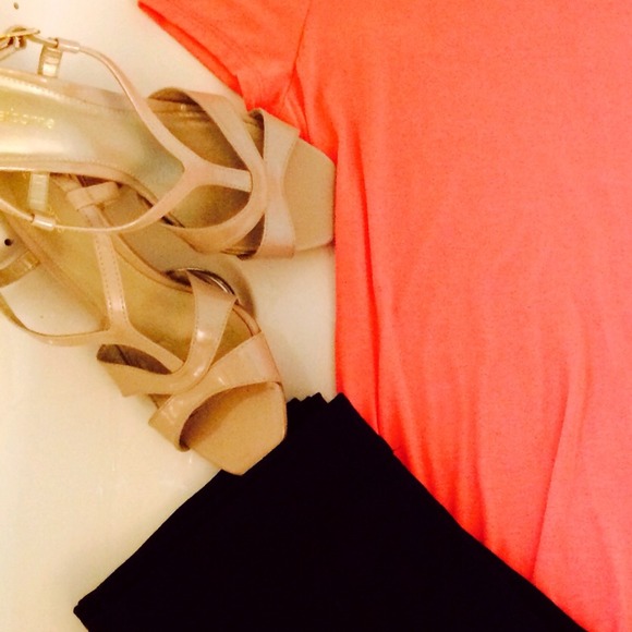 Taupe heels - Picture 2 of 3