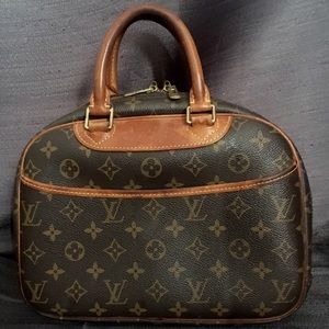 Louis Vuitton Trouville ✌️ BA0084