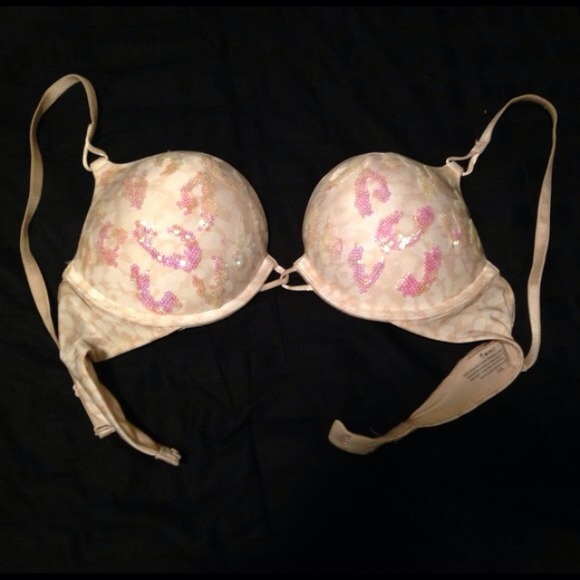 3 VS Bras