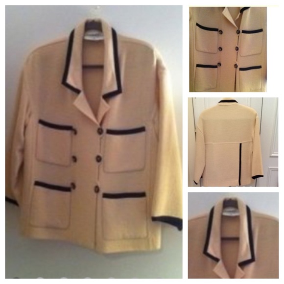 CHANEL Jackets & Blazers - Kept 🎀 HOST PICK🎀 Authentic CHANEL JACKET 🎀