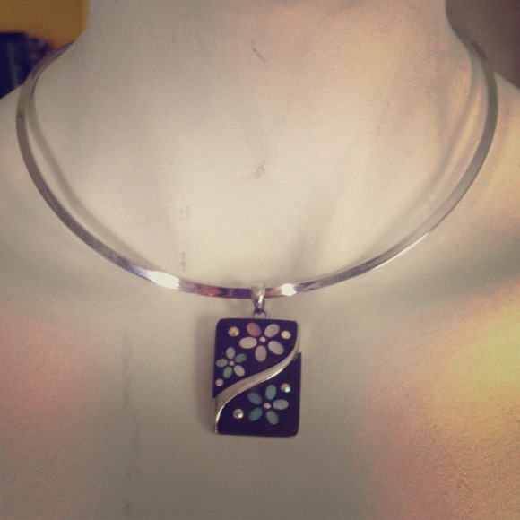 Lia Sophia necklace - Picture 1 of 3