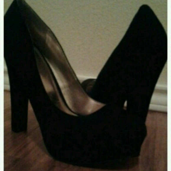 Shoes - Black High Heels