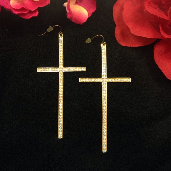 Gorgeous Cross Earrings!!