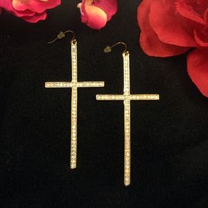 Gorgeous Cross Earrings!!