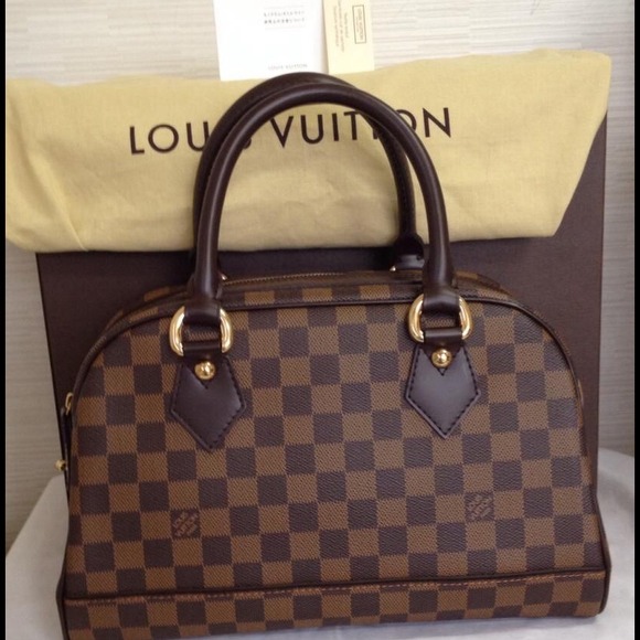 Louis Vuitton Damier Ebene Doumo