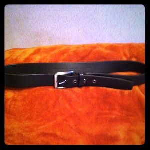 Black leather ladies belt