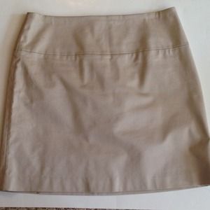 BananaRepublic khaki skirt.Also available in black