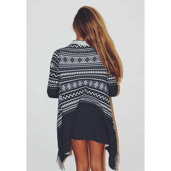 Quiksilver Fall Kimono. - Picture 2 of 3