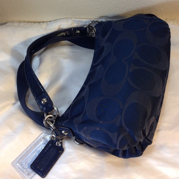 Poppy Navy Blue Small Hobo Crossbody - Picture 3 of 4