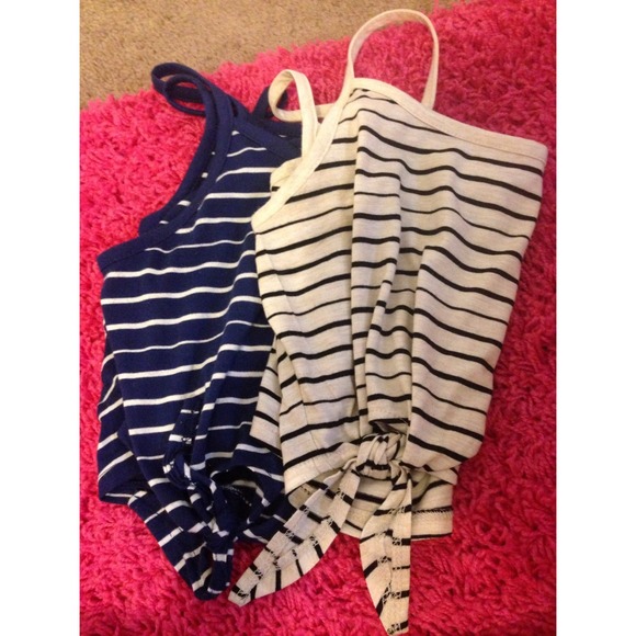 Charlotte Russe striped crop top bundle - Picture 3 of 3